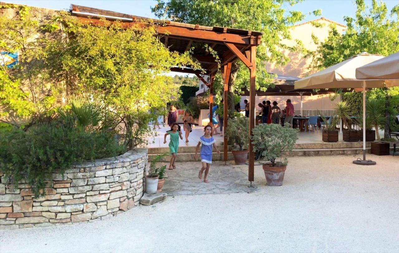 Les Cigalous Village de vacances Salavas